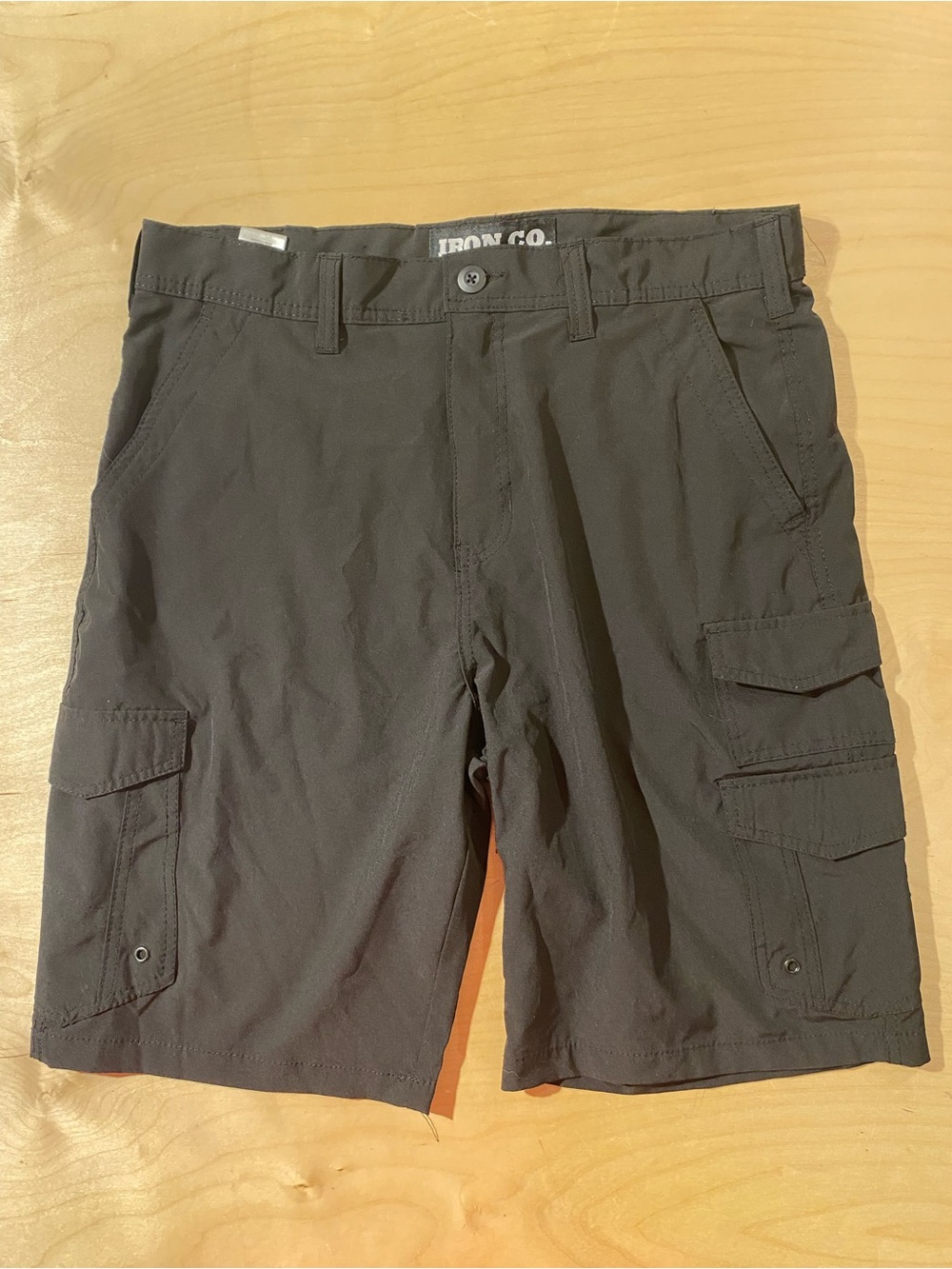 IRON Co. Men's Black Cargo Shorts 34 (RY)